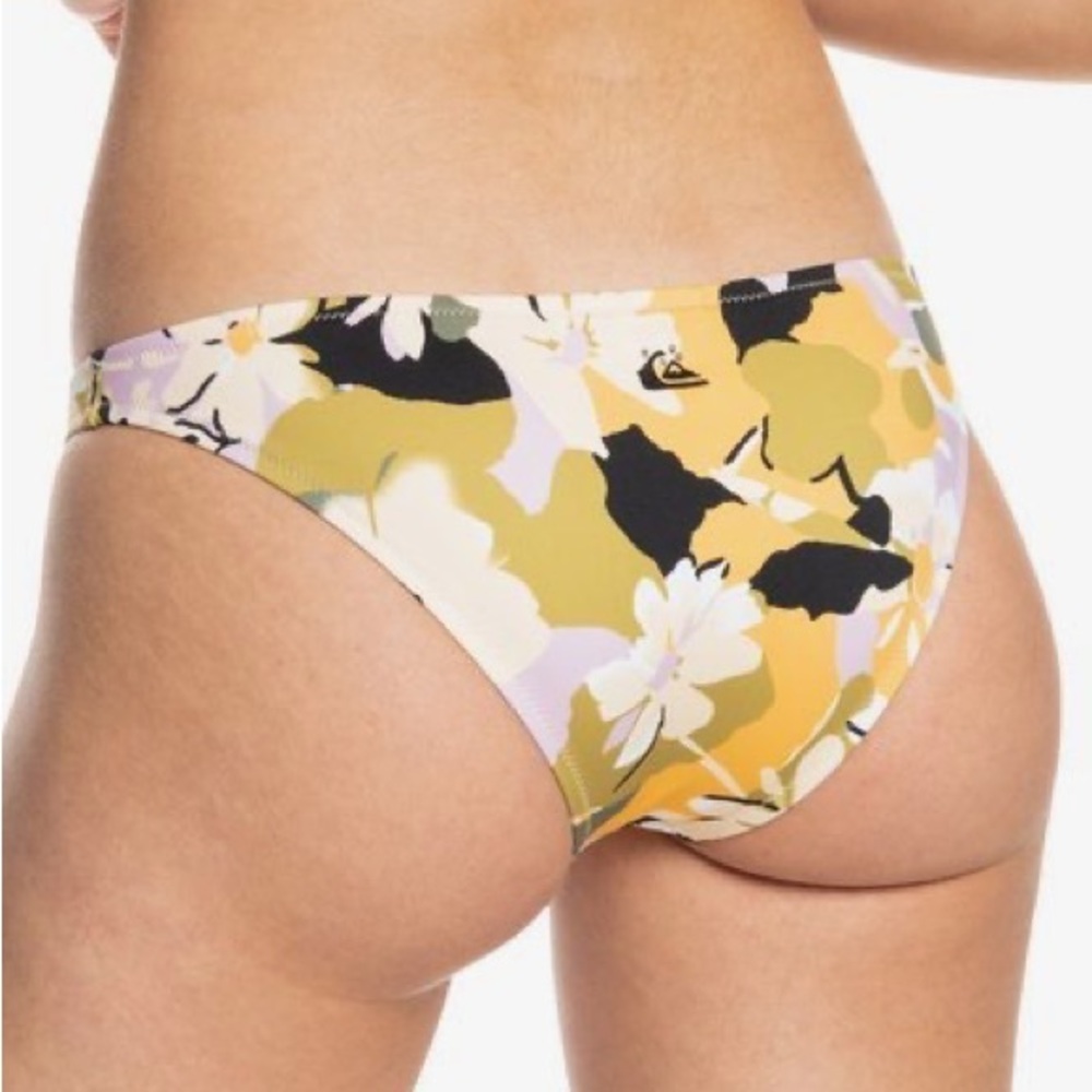 NWT Quiksilver Floral Patterned Cheeky Bikini Bottoms